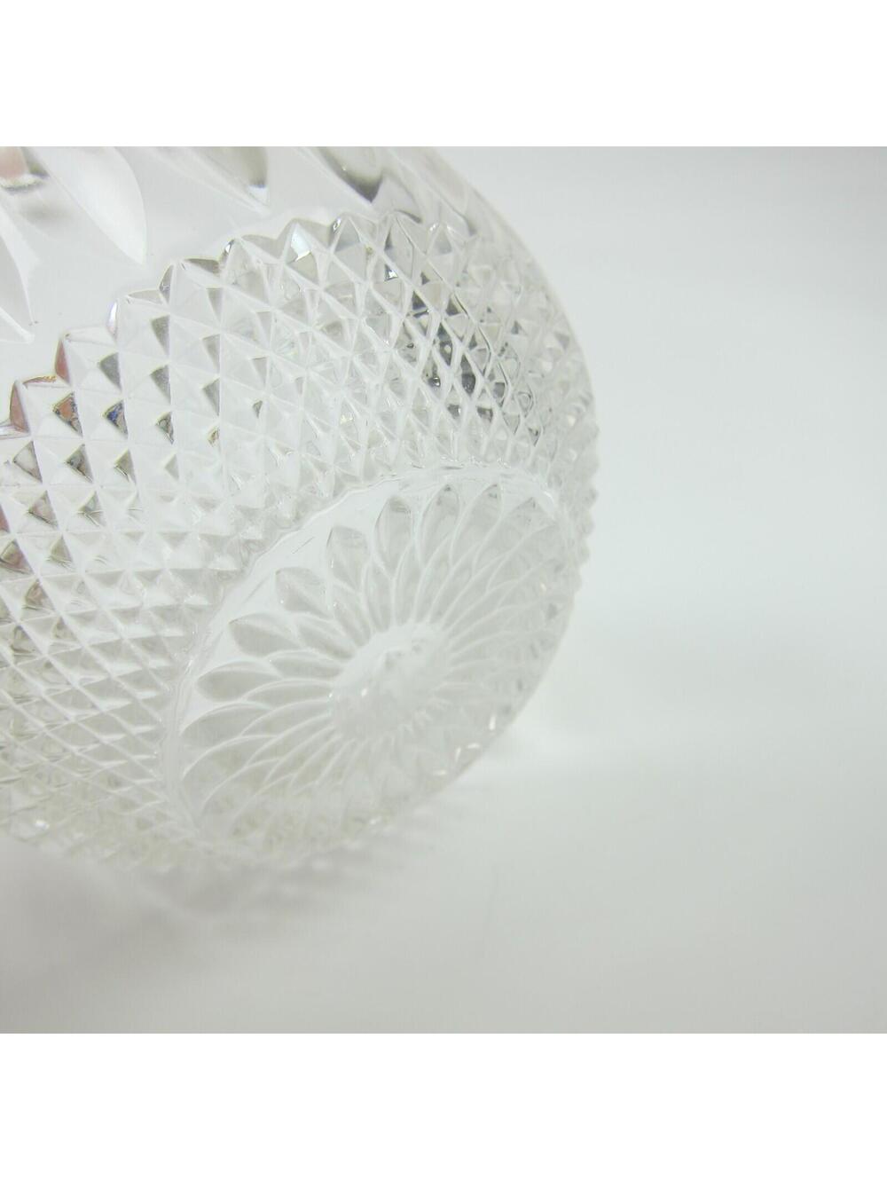 Vintage Clear Glass 2 Piece Interlocking Bowl Candy Dish Patterned Nut Snacks - Picture 15 of 16
